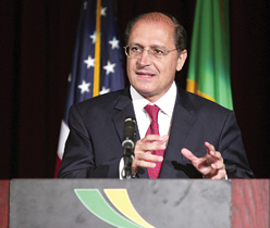 O governador de São Paulo é o homem de confiança do capital nacional e não incomodará o sistema financeiro caso venha a ganhar em outubro. - Foto: